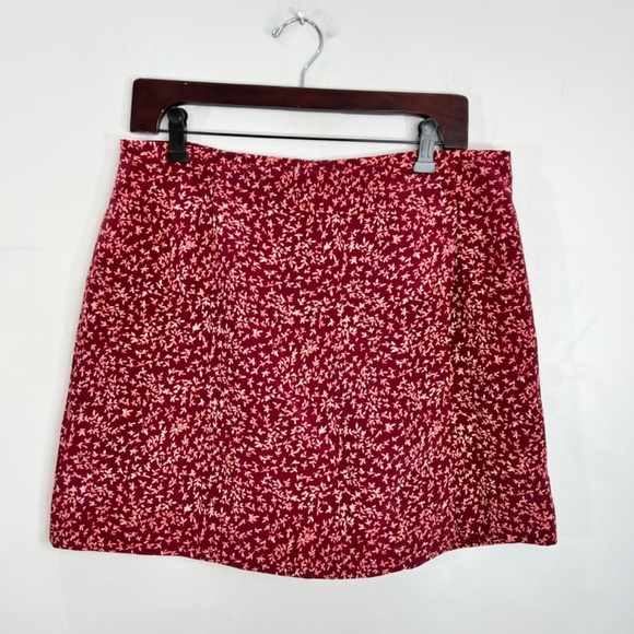 Reitmans wrap style burgundy pink white floral mini skirt short combo skort 13 - Picture 4 of 10